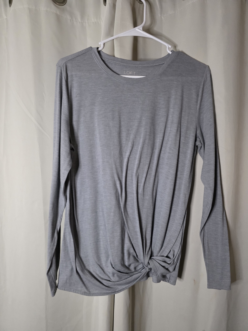 LOFT Light Gray Long-Sleeve Knot Front Tee